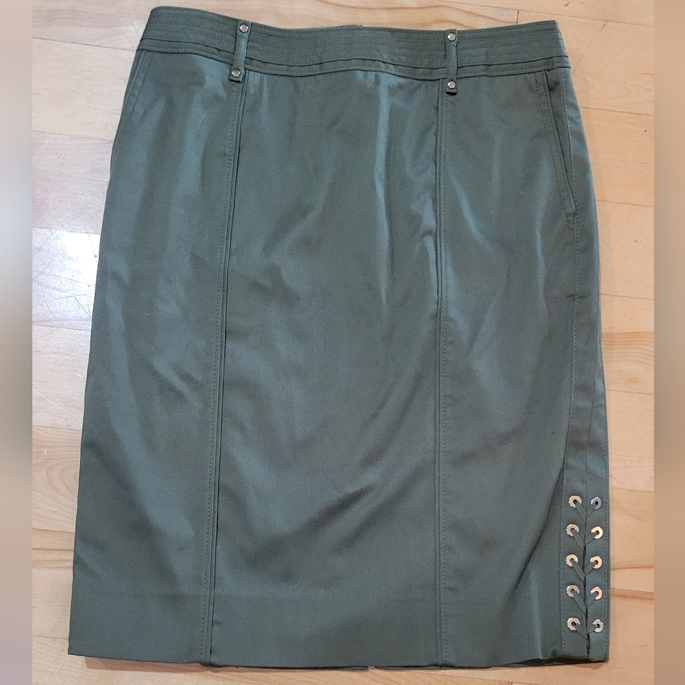 NWT White House Black Market Olive Green Sateen Pencil Skirt